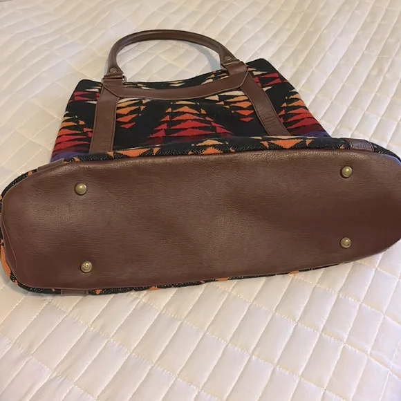 Pendleton Hand bag/ purse/ tote Blanket pattern - Picture 5 of 8